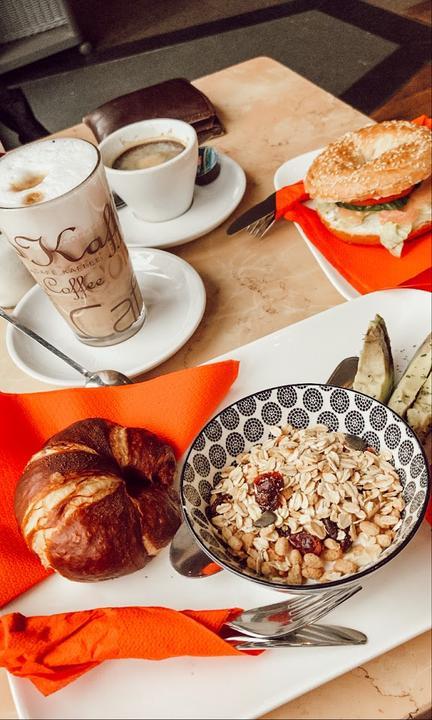 Cafe Montmartre